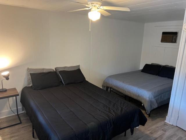 Spruce Pine Inn Екстериор снимка