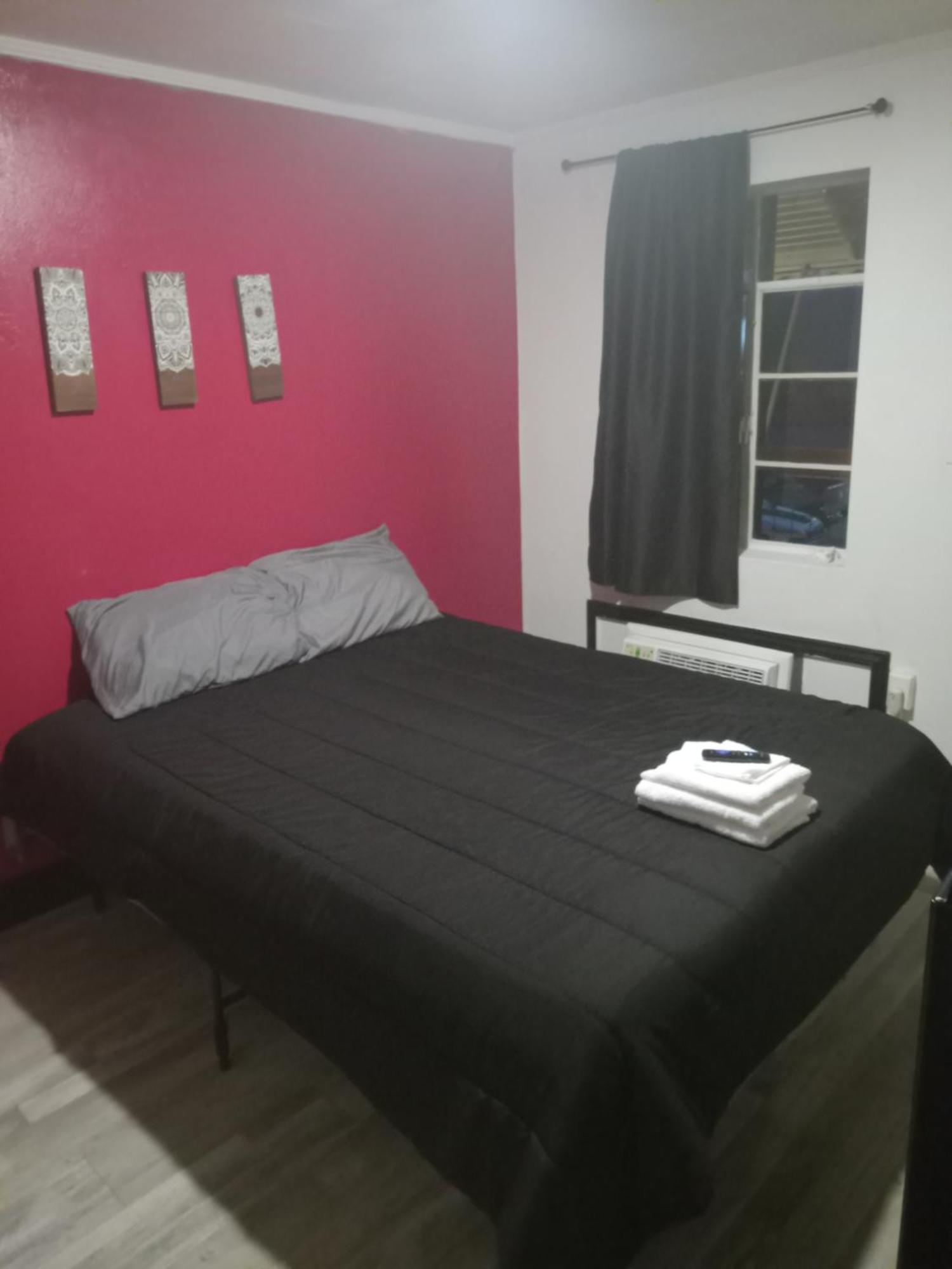Spruce Pine Inn Екстериор снимка