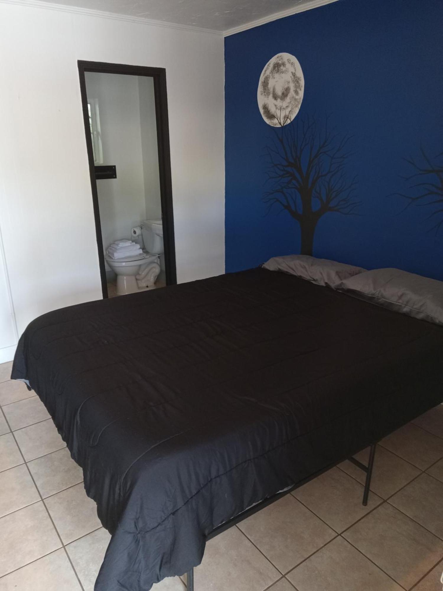 Spruce Pine Inn Екстериор снимка